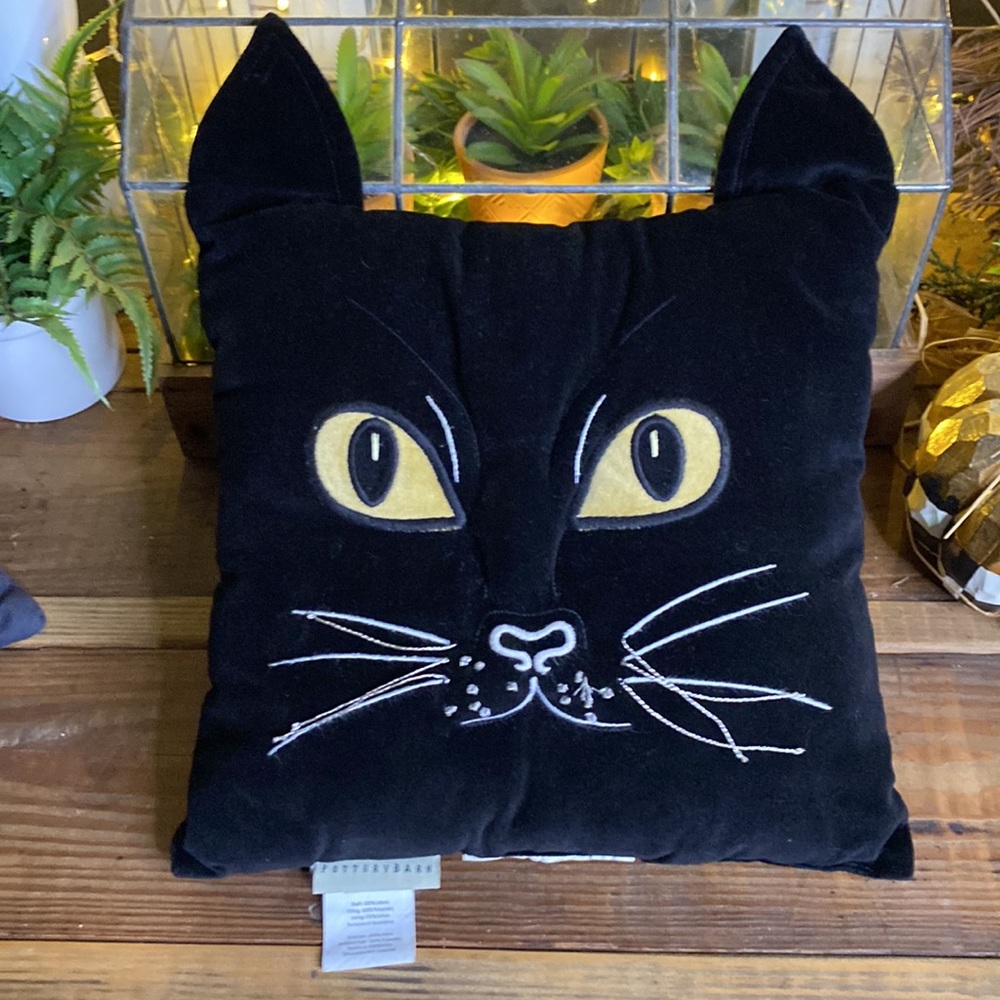 Pottery Barn Magic Cat Throw Pillow Retired & Rare 2015 Halloween Collection🐈‍⬛ - Picture 5 of 16
